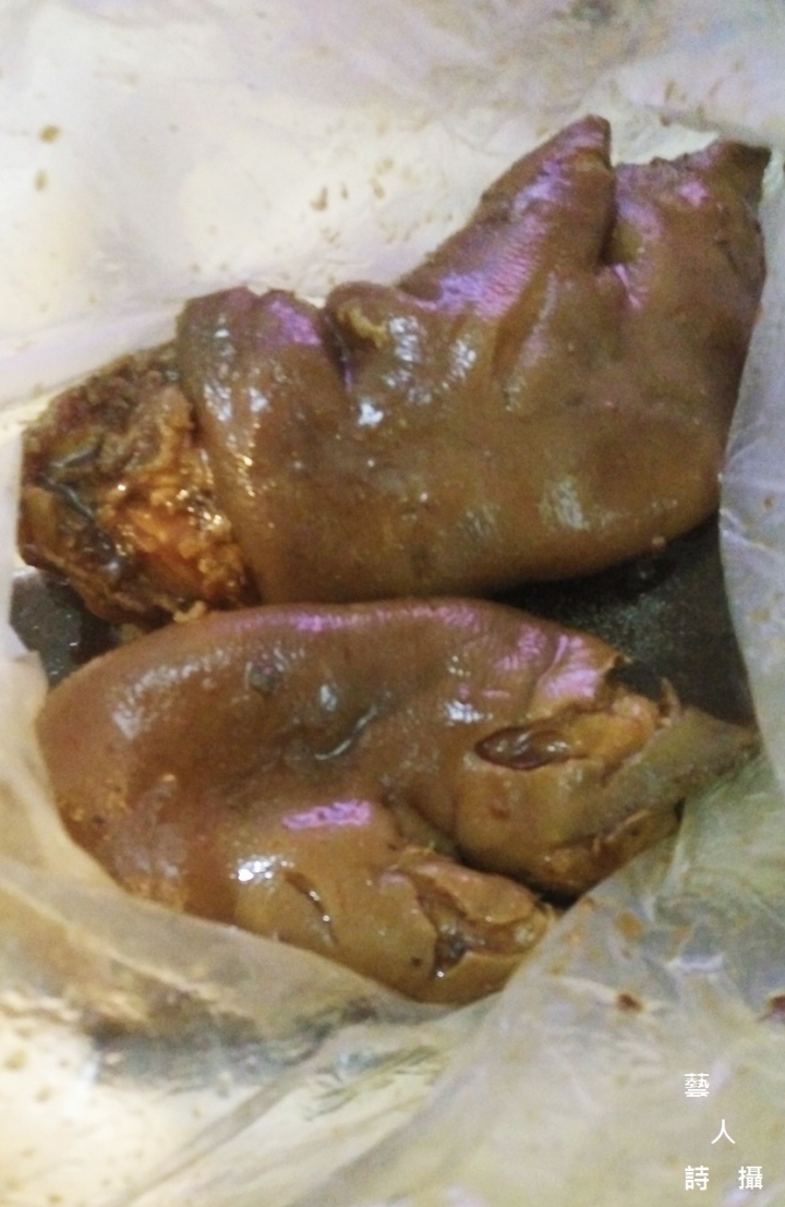 Q彈炸醬麵配Q彈豬腳.江蘇老趙刀切麵