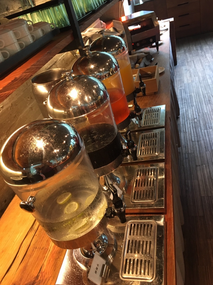 [露天風呂下午茶]苗栗泰安觀止行水餐廳露天風呂下午茶~泡湯的悠閒下午茶~ 好山好水好舒服~