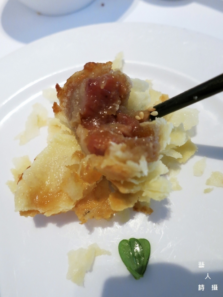 彷彿置身於美術館用餐.台北國賓大飯店粵菜廳松露龍蝦套餐