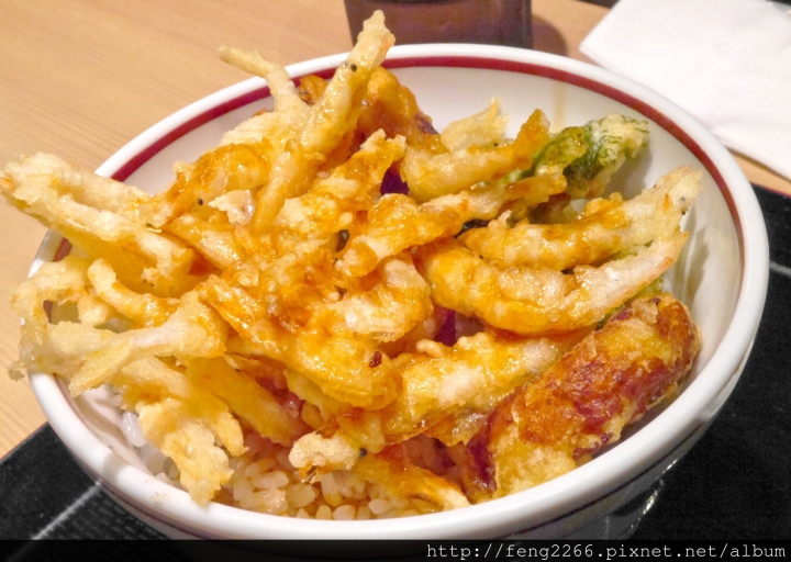 【日本富山】日本票選-最美的星巴克