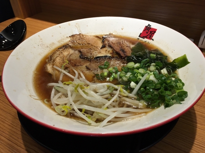 【美食。食記】彰化 員林 湯頭水淡，麵肉還好 角屋