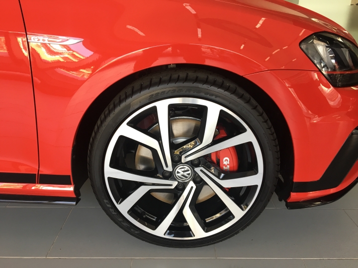Golf GTI Clubsport 本尊