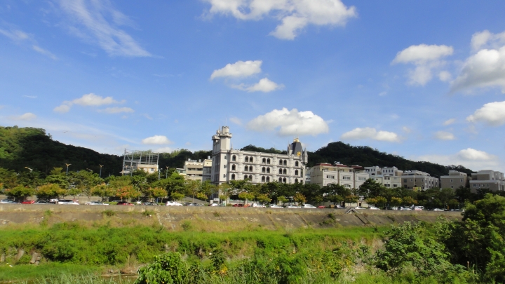 尋訪孫立人將軍長眠之地．順遊大坑及新社尋訪百年老樹