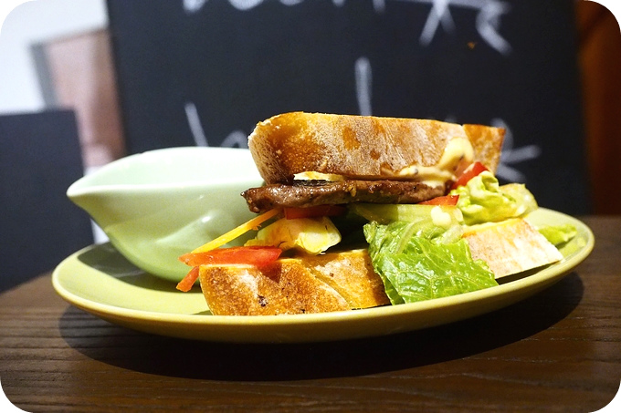 【宜蘭美食】三五好友的專屬空間，北澳小酒館 Darwin Bistro（達爾文餐酒）