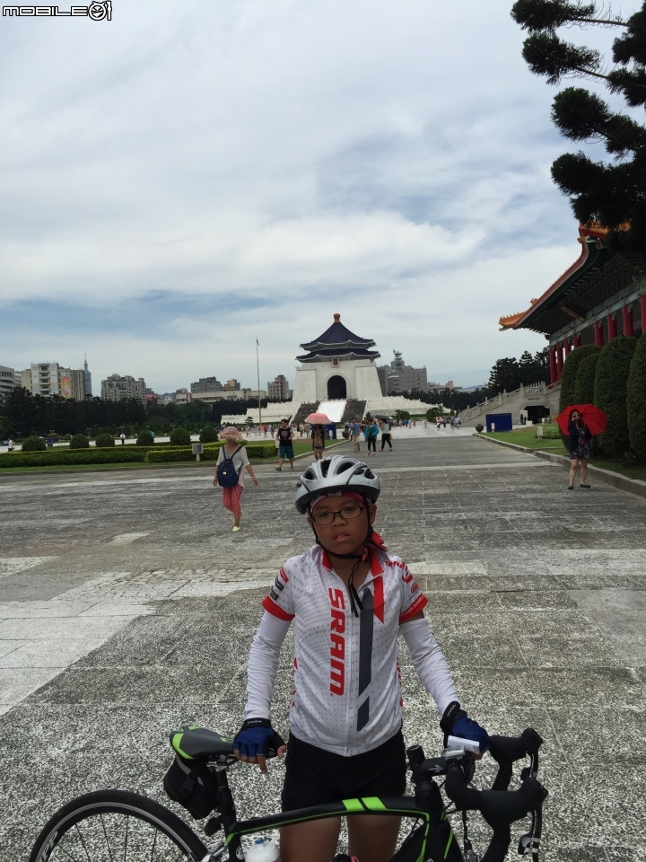 兩輪加四輪 我們這一家環島去