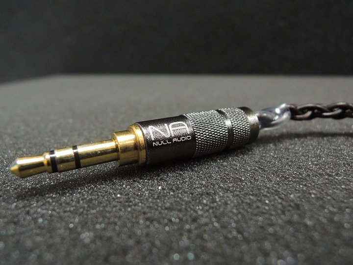 [開箱] 人生第一支客製耳機 AAW  -  W500（圖多）