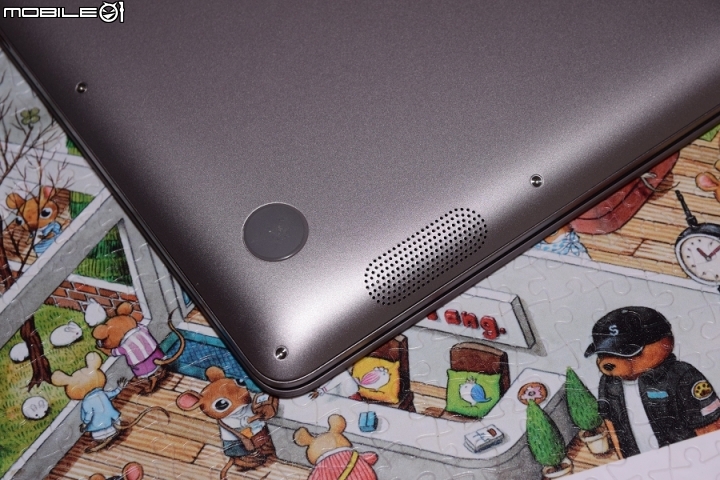 全金屬窄邊框輕薄筆電ASUS ZenBook UX410UQ