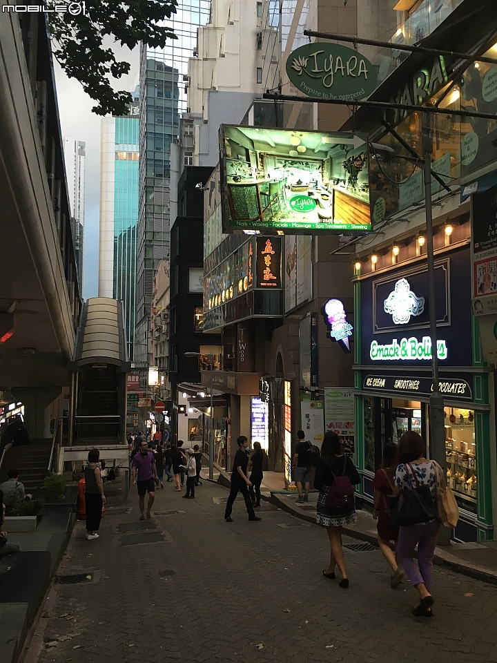 [遊記] 香港兩天兩夜雙A燈炮行 day 1