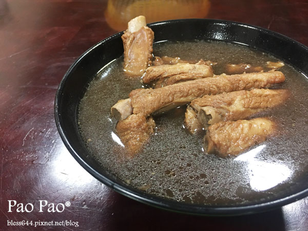 【台中】忠孝夜市必吃-黃家村藥燉排骨&蔡家豆花