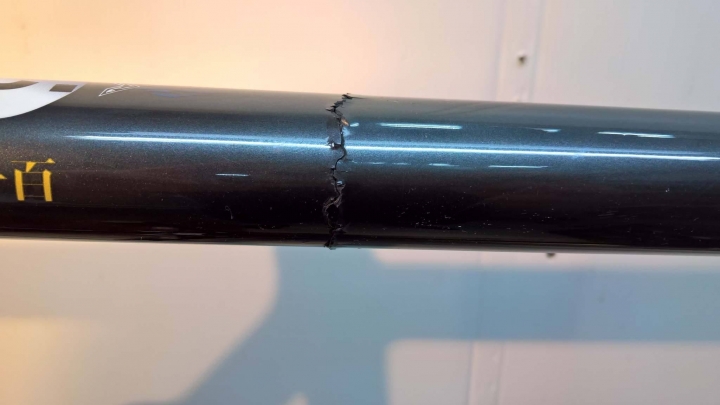 公路車架 上管斷裂 要怎麼維修?