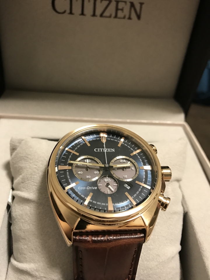 「開箱」Citizen CA4283-04L 真皮光動能錶