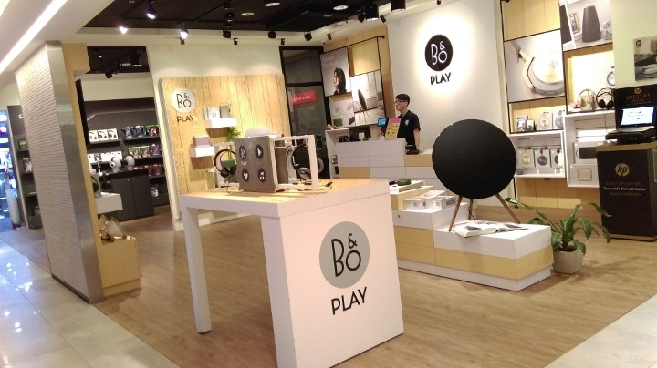 BACKBEAT FIT NEW 鋼鐵綠 新登場  開箱~