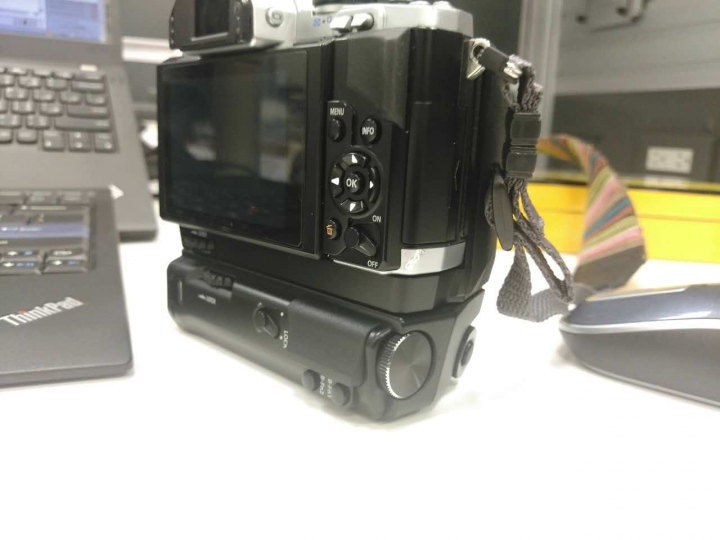 E-M5 垂直手把入手