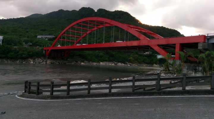 偽環島遊記(花蓮台南新化區)圖多