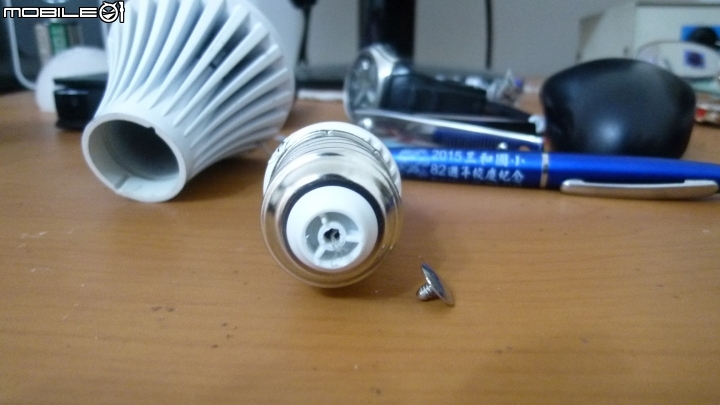 環保再利用_LED燈泡維修DIY