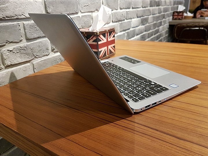超高cp值14吋輕薄筆電Acer Swift 3 (SF314-51-50FR)