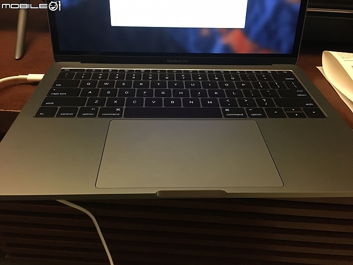 2016 MACBOOK PRO 13.3“ 開箱