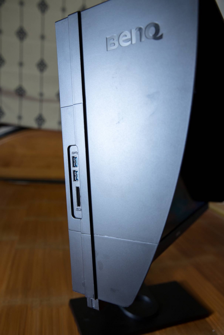 專業修圖螢幕BENQ SW2700PT開箱