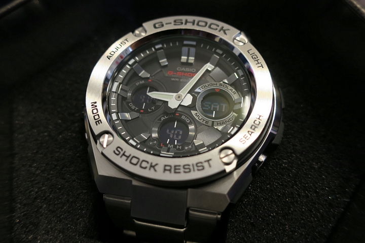 不用錢的CASIO GST-S110D-1ADR