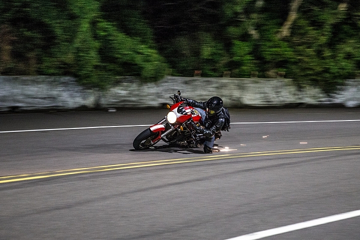 擁抱V2引擎的樂趣-SUZUKI SV650