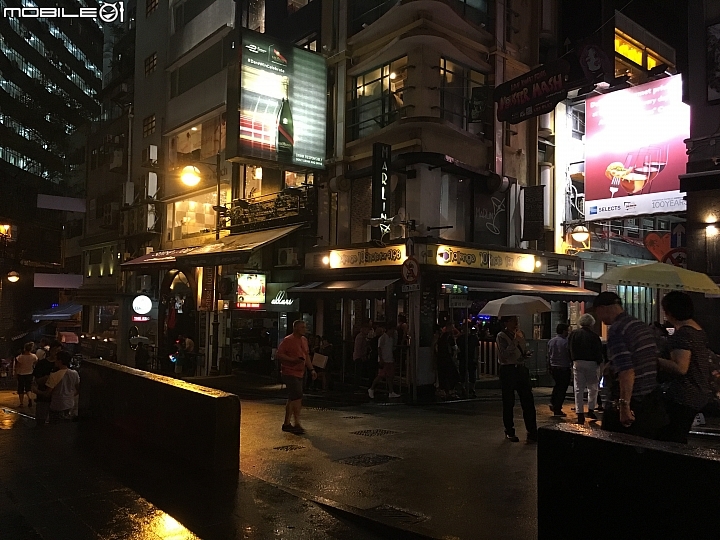 [遊記] 香港兩天兩夜雙A燈炮行 day 1