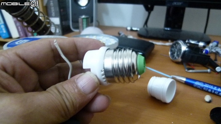 環保再利用_LED燈泡維修DIY