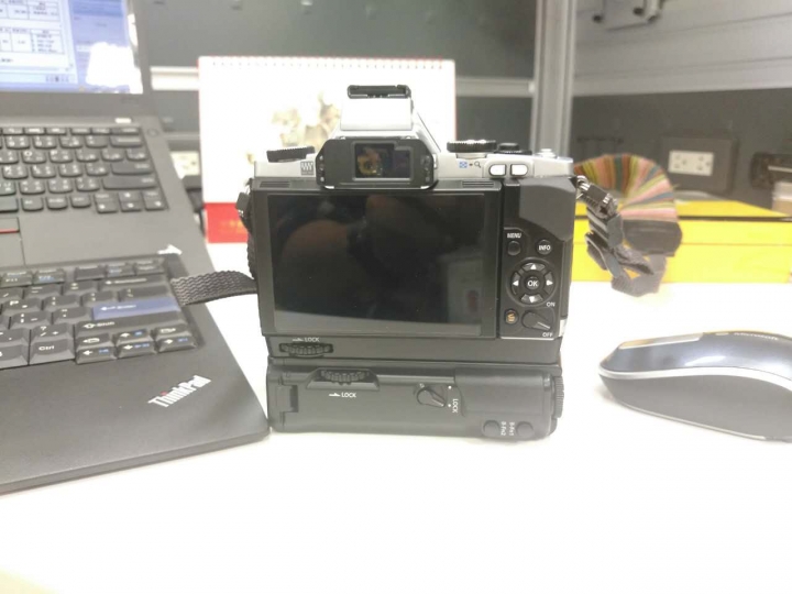 E-M5 垂直手把入手