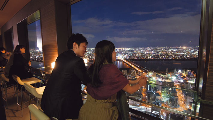 【玩 日本】大阪 梅田空中庭園展望台360度大阪無敵夜景(含交通介紹)