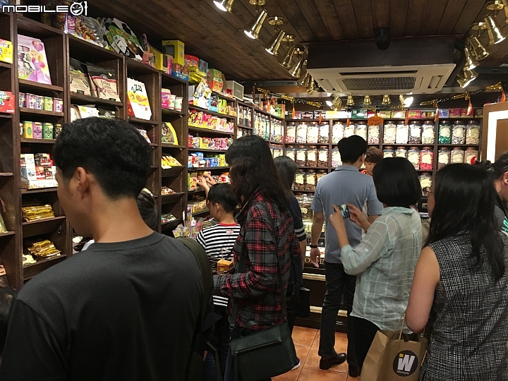 [遊記] 香港兩天兩夜雙A燈炮行 day 1