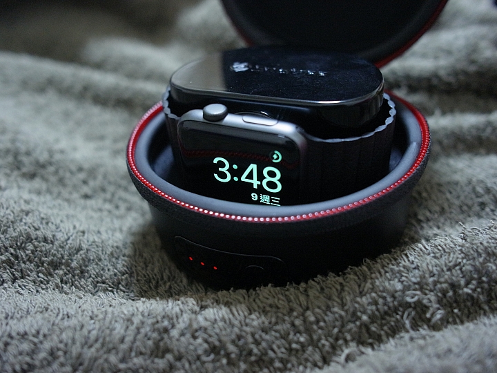 [分享] Smatree Apple Watch 充電收納盒開箱