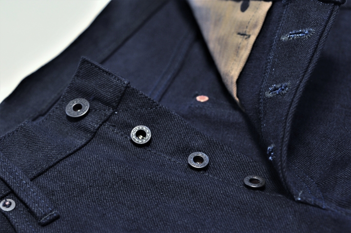 「分享文」日本鬼牛 ONI DENIM ONI-602-ID17 （Relax Fit Tapered）與 546ZR 一年用著Fading