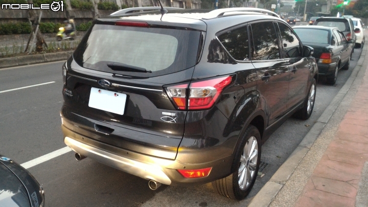 [開箱] Ford NEW KUGA 2.0 (新增半年感想文)