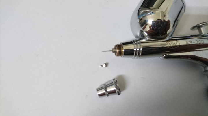 噴筆的噴嘴斷了怎麼辦?