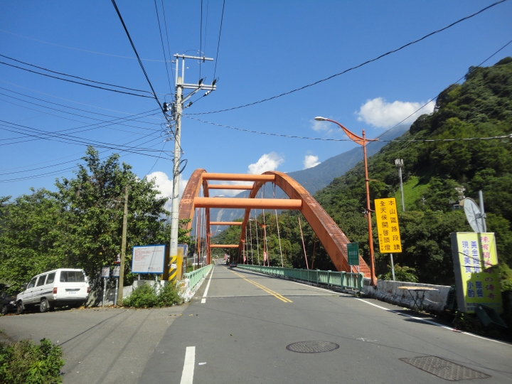 延續探訪西段「八通關古道」之旅(上)-糾結不清的新舊公路與古道