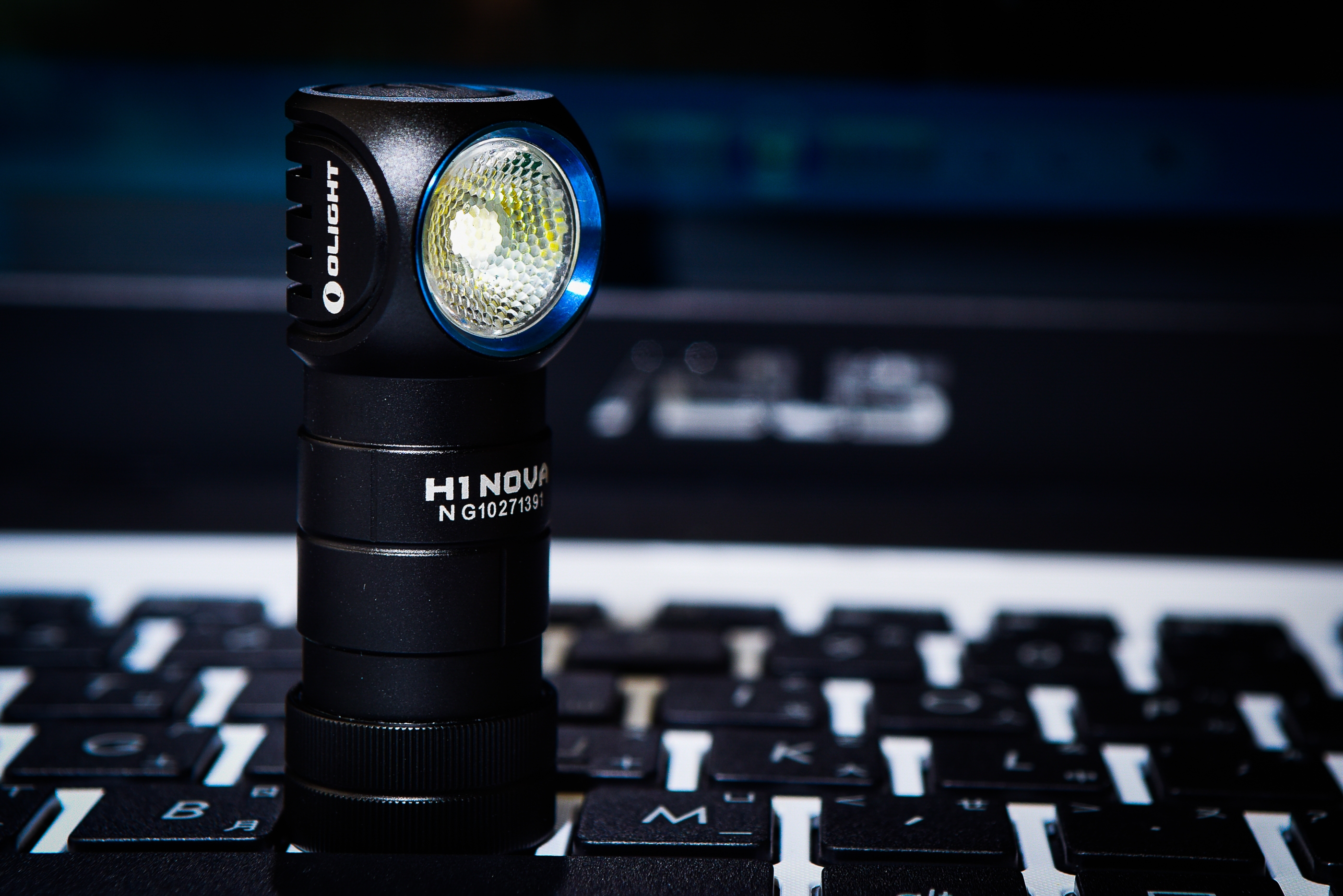 可愛的Olight 傲雷 H1 靈狐 500流明 頭燈