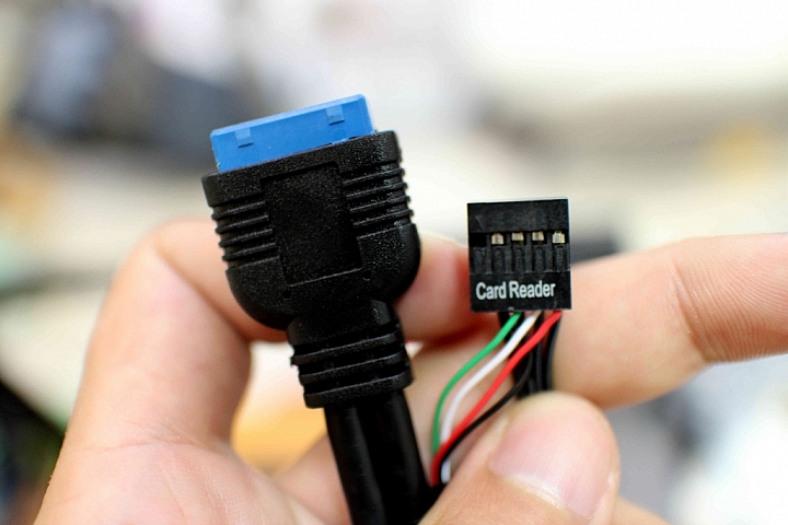 [心得] 視博通小尖兵 M-ATX機殼 (除錯心得爆多