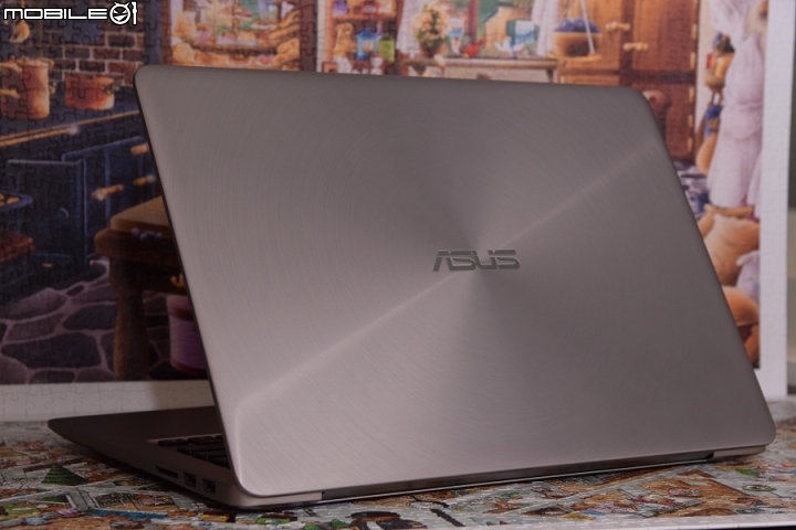 全金屬窄邊框輕薄筆電ASUS ZenBook UX410UQ