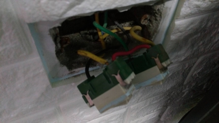 更換電燈開關座請求接線教學(已解決)