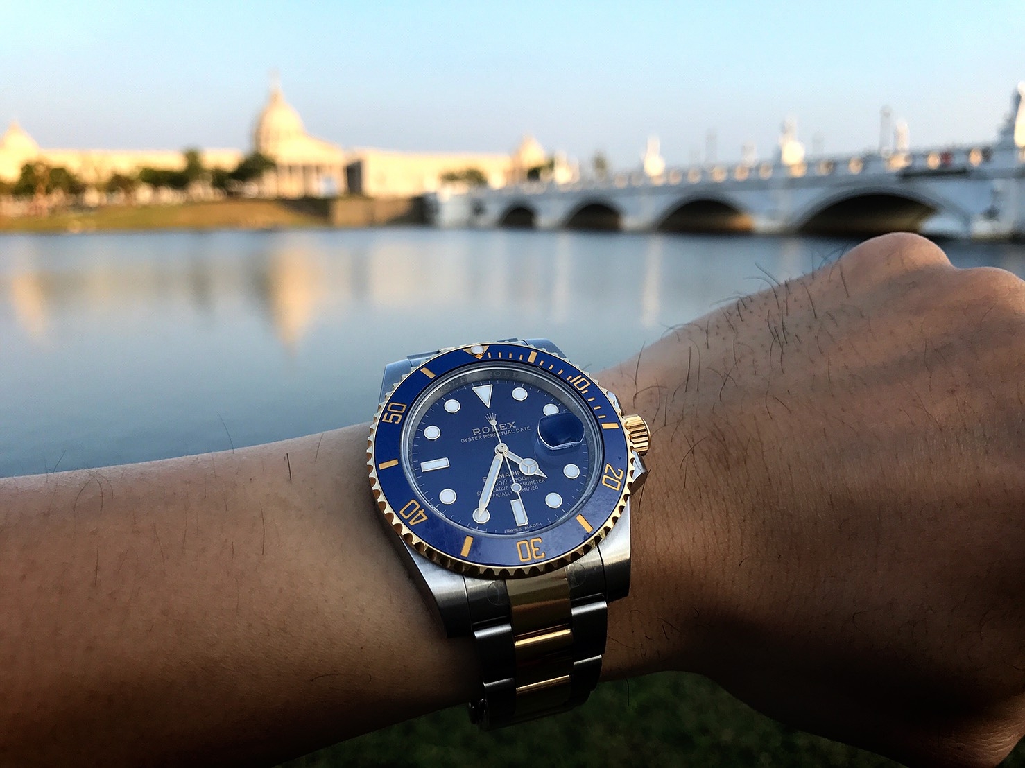 [開箱] 勞力士 Rolex 116613LB 夢幻藍半金水鬼