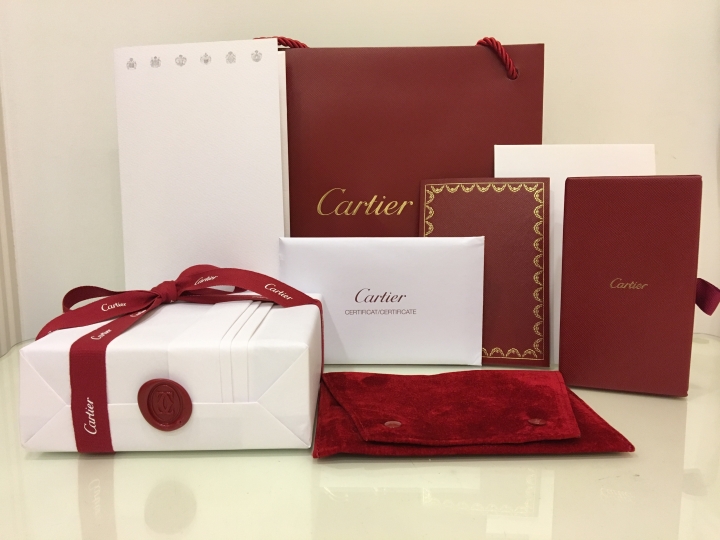 Cartier項鍊開箱文 (C de Cartier)