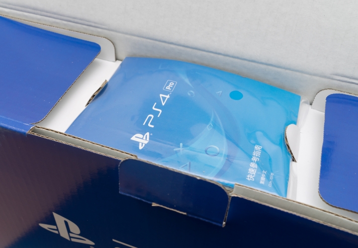 【開箱】PS4 Pro