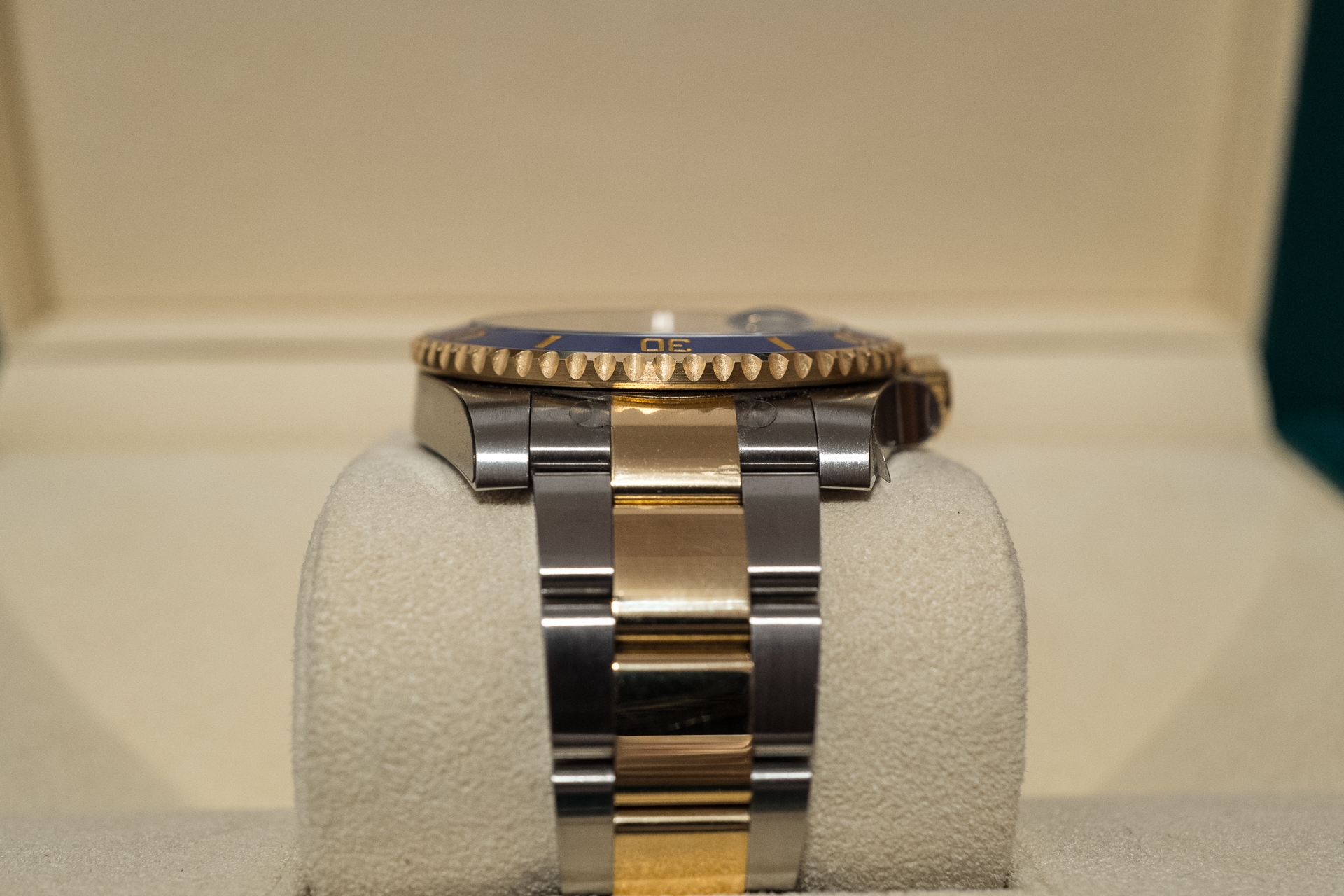 [開箱] 勞力士 Rolex 116613LB 夢幻藍半金水鬼