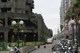 八德桃大極-是無預警倒閉的"理成營造"蓋的，後續工程及交屋驗收值得關注