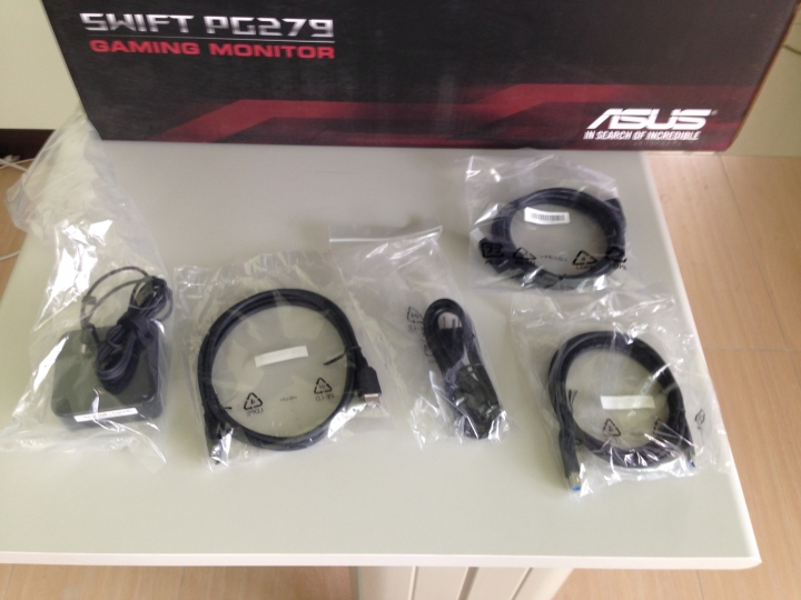 ASUS PG279Q簡單開箱 給在選4K 2K的人做參考