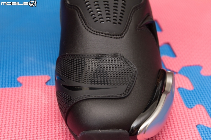 [開箱]我的第一雙車靴AUGI AR-1入手!