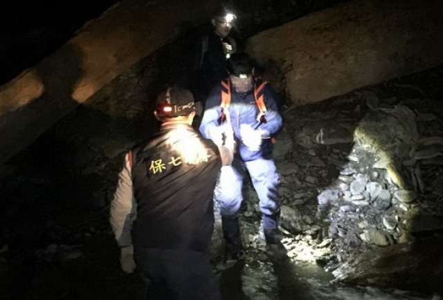 單攻志佳陽大山迷路.....男女登山客獲救