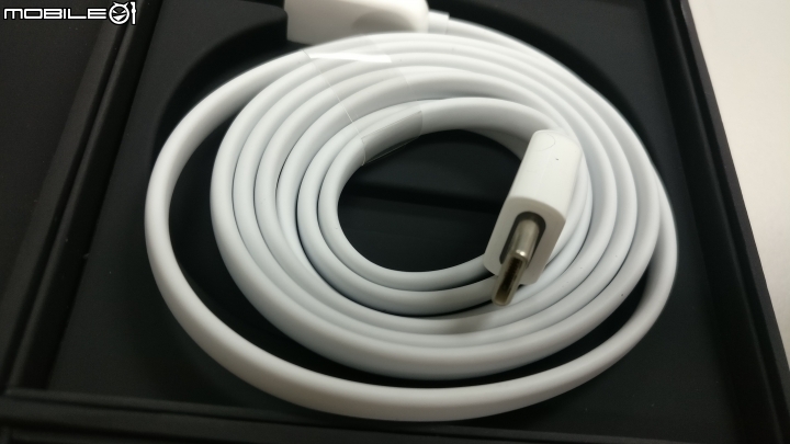 [開箱]超難買到的但是支援台灣全頻又有4G+3G雙卡..錘子手機M1L高配(6G+64G)咖啡金版~~