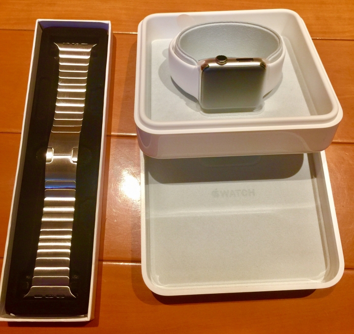 等了5個星期終於到貨了～人生第一隻apple watch