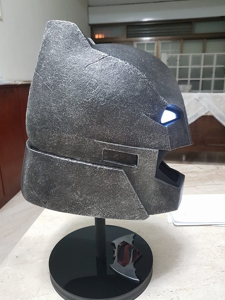 1:1 裝甲蝙蝠俠頭盔 Batman V Superman