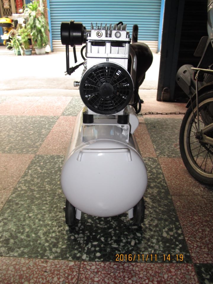 台灣製 羅威牌 LUOWEI 2.5HP 24公升 無油式 空壓機 空氣壓縮機 空氣打氣機 - 2525N